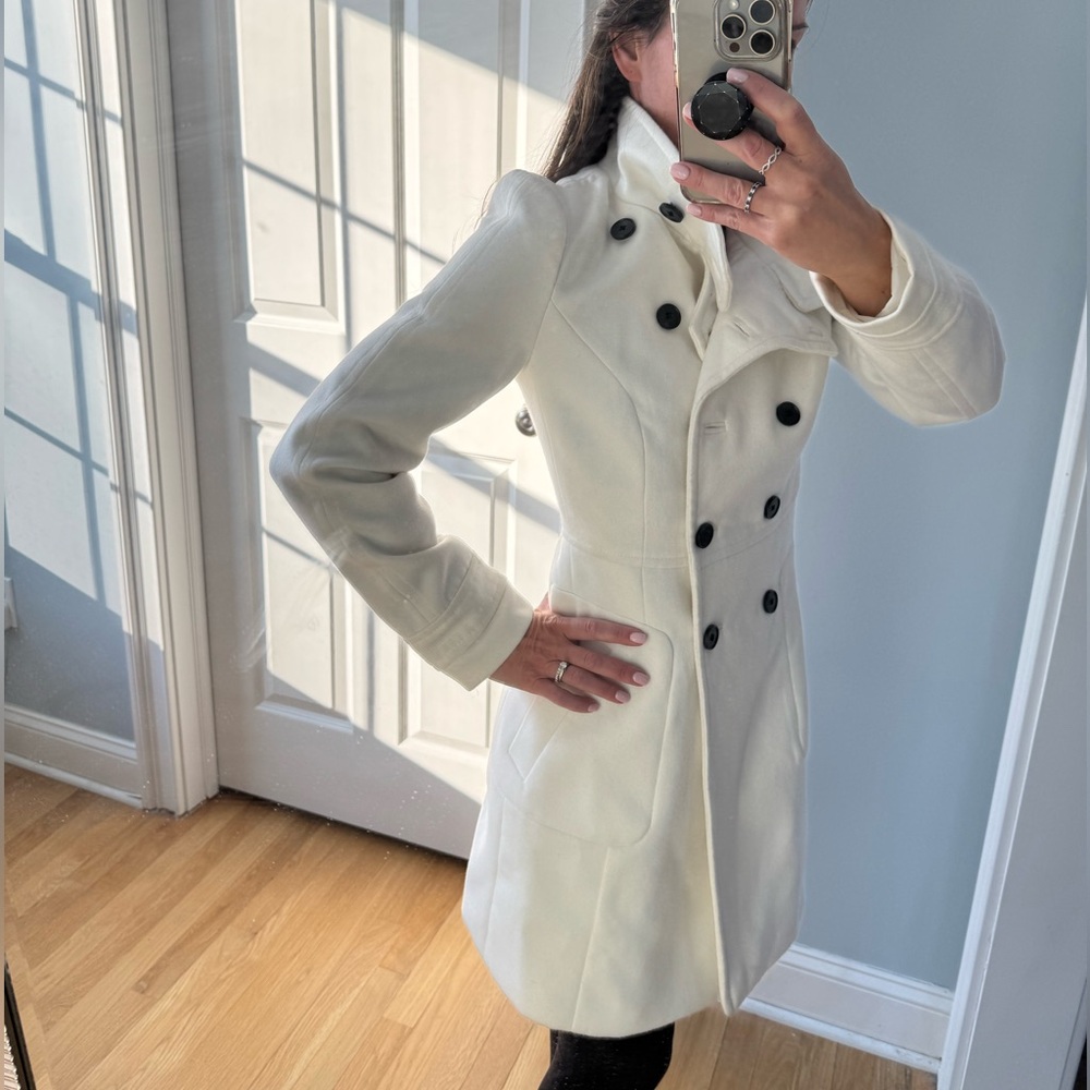 Zara white peacoat size S: Bust 36”, sleeve length 18”, shoulder to hem 34”.